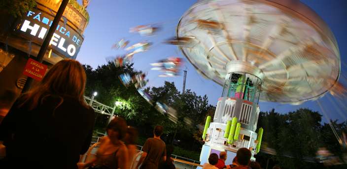 Las atracciones familiares más divertidas de Parque Warner