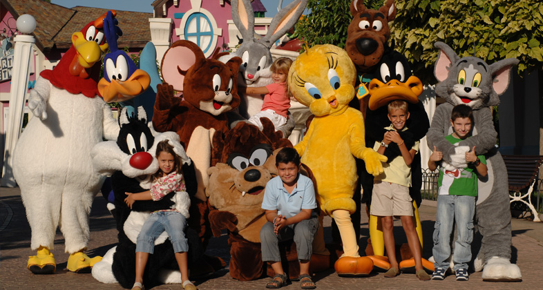 Looney Tunes Meet Greet | Parque Warner Madrid