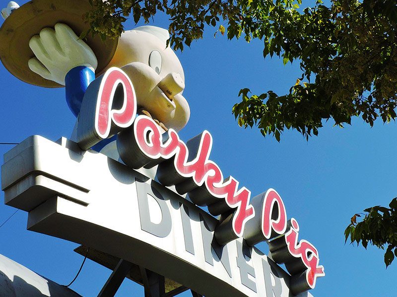 Restaurante Porky Pig Diner Parque Warner Madrid